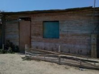 VENDO 160 M2 POSESION CON CASA EN PUNTA SAL FRENTE A LA ZONA TURISTICA